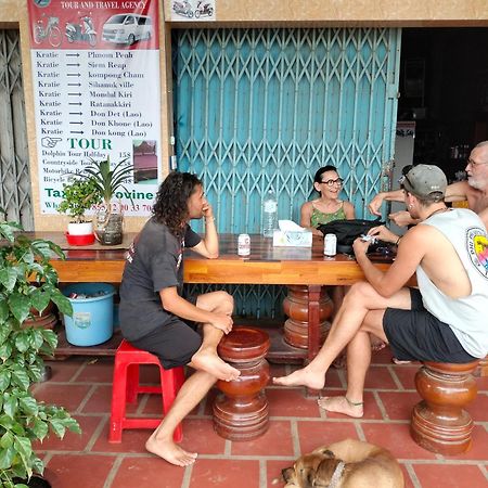Dolphin Home Stay New Kratie Ngoại thất bức ảnh
